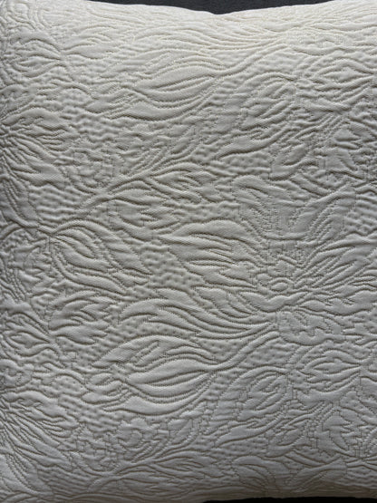 Off-White Zari Quilted Cotton Cushion Cover